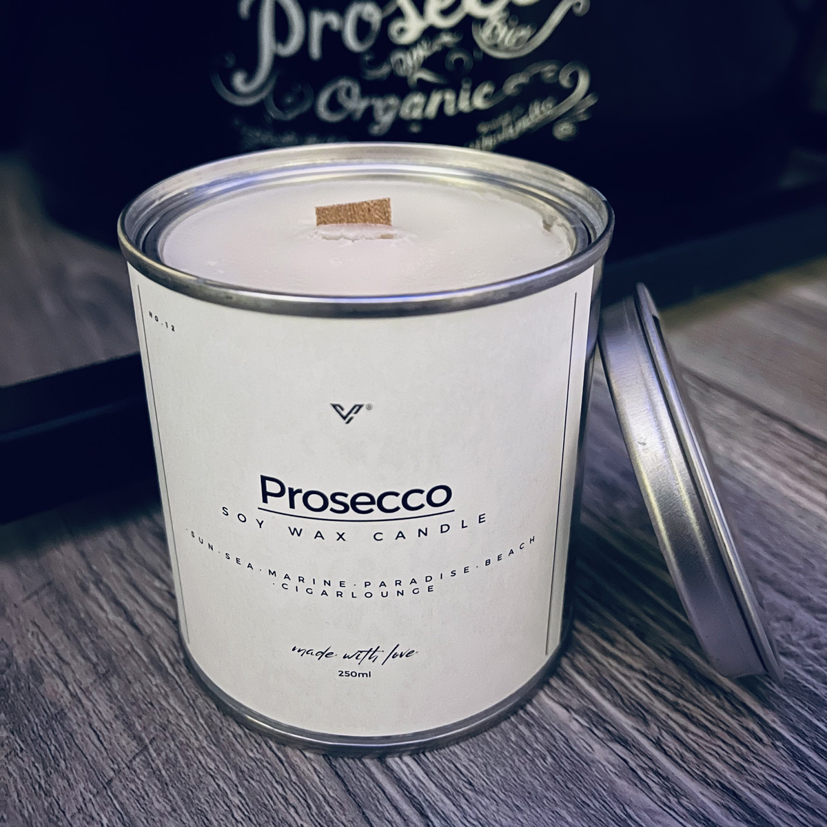 Prosecco Luxury soy candle of original scent mixes with a story